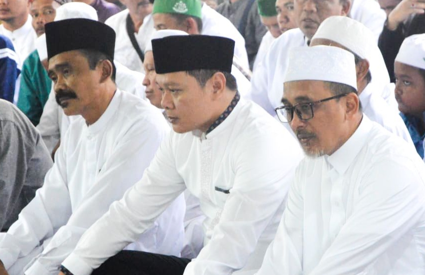 Bupati Fahmi Hadiri Maulid Nabi & Haul 148 Pangeran Syarif