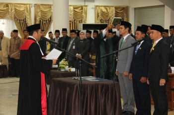 Ketua & Wakil DPRD Paser Resmi di Lantik