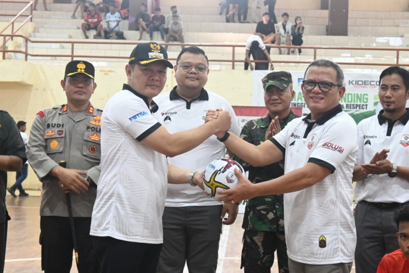 Junjung Tinggi Sportivitas, Bupati Fahmi Buka Turnament Kideco Futsal Cup