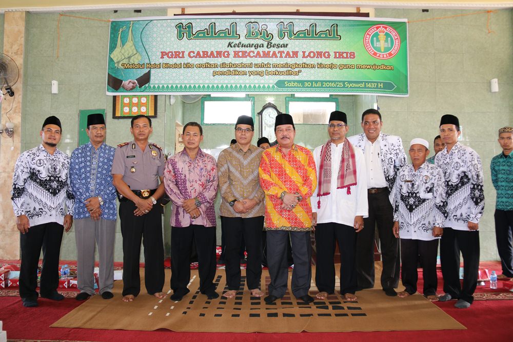 Bupati Hadiri Halal Bihalal PGRI Long Ikis
