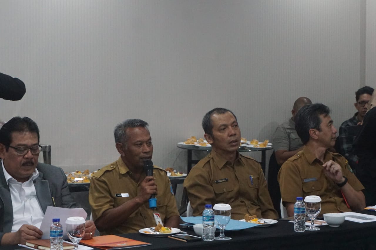 Hadiri RDP Komisi III DPRD Provinsi Kaltim, Sekda : Untuk Perencanaan Tahun 2025 Sudah Disinkronkan Dengan Provinsi