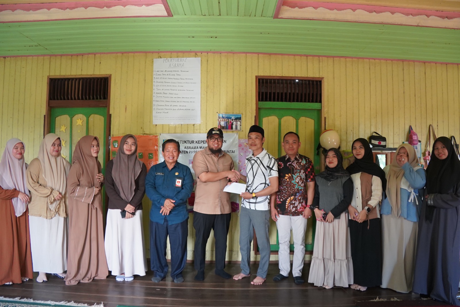 Wabup Kunjungi Asrama Mahasiswa  Kabupaten Paser di Amuntai