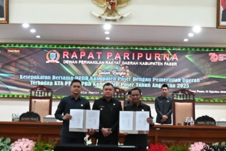 Bupati Tandatangani Nota Kesepakatan Rancangan KUA -PPAS APBD 2025