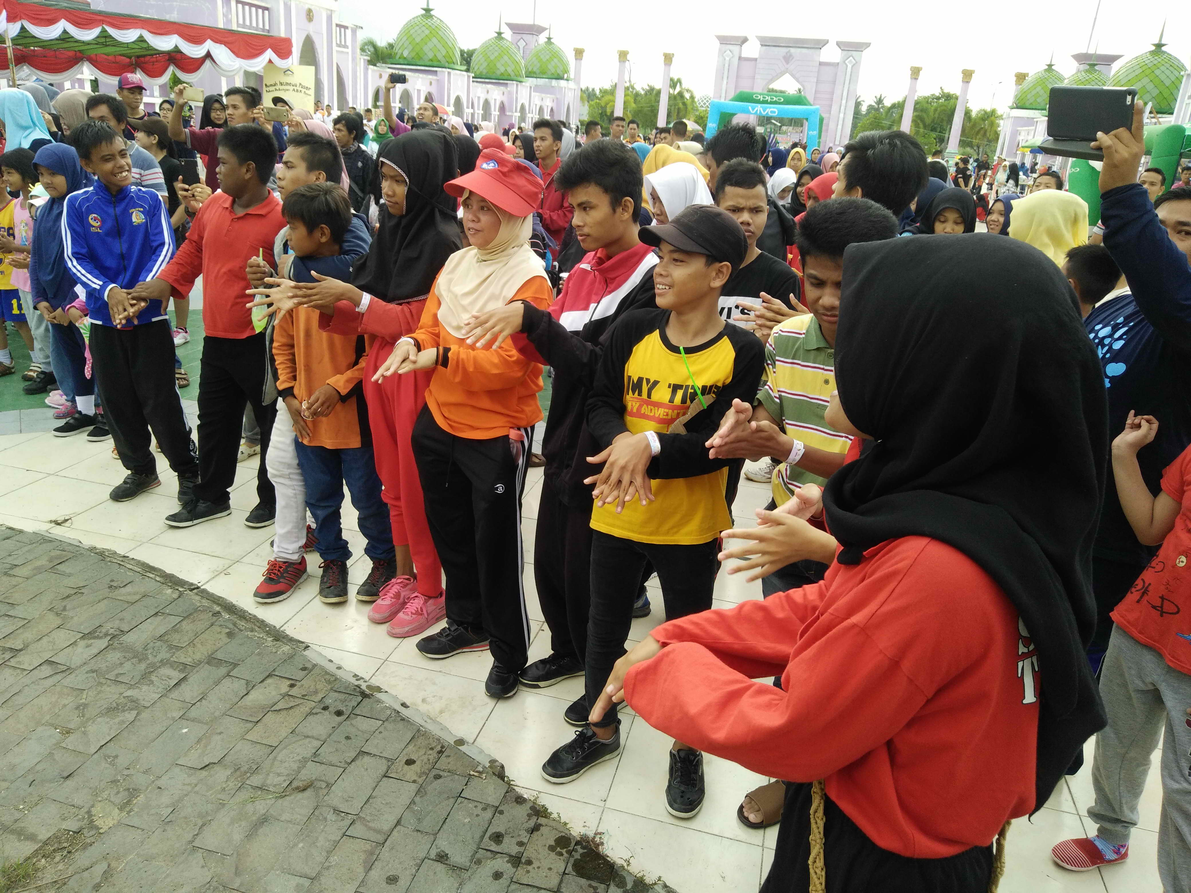Hari Autis Sedunia, Puluhan Anak Ikuti Jalan Santai 