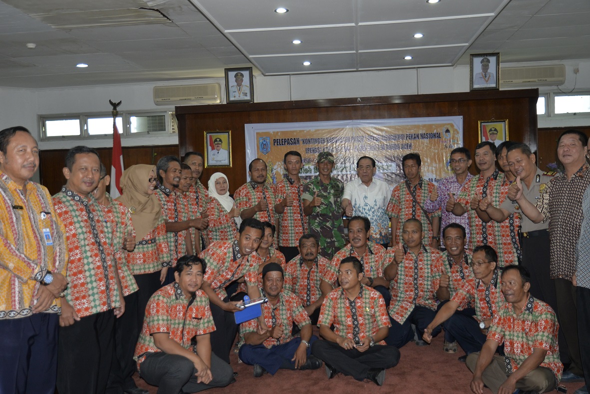 WABUP LEPAS 20 ORANG KTNA PASER IKUTI PENAS XV DI BANDA ACEH 