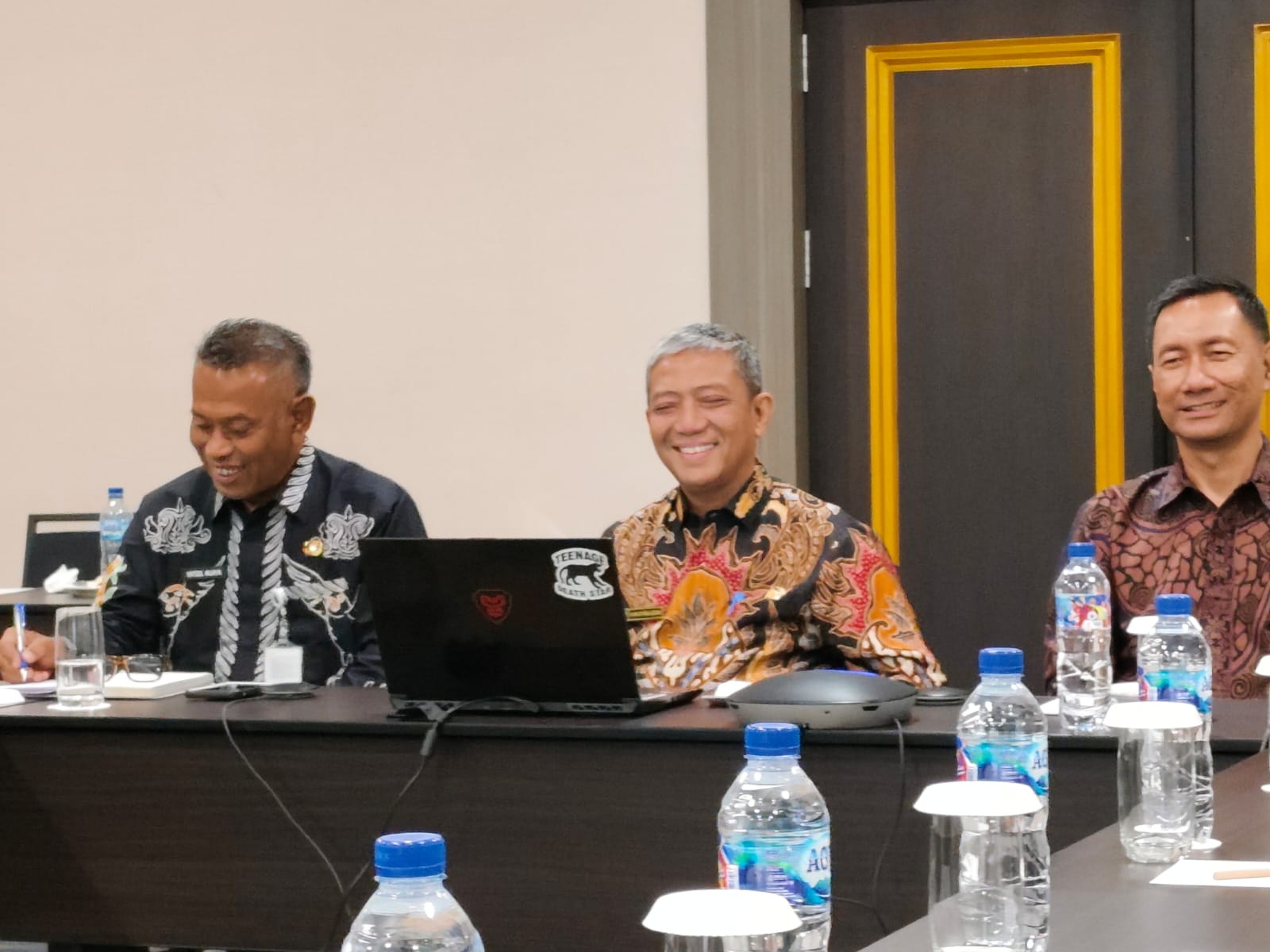 Syirajudin reports performance results for 1 month to Acting Governor of East Kalimantan