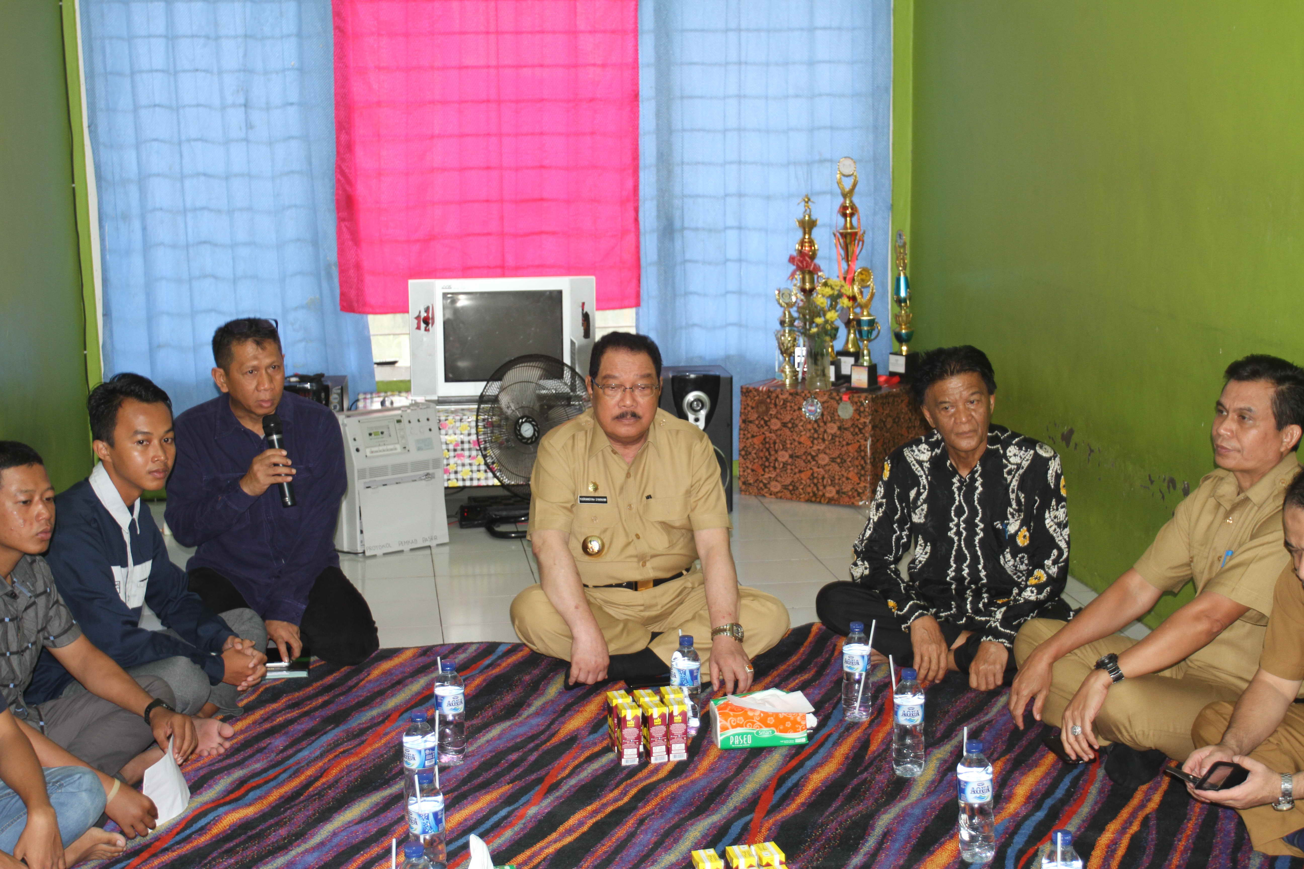Keluhkan Beasiswa Hingga Sekretariat KPMKP 