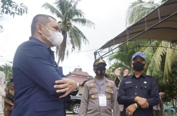 Camat Guntur Himbau Warga Datangi Vaksinasi Booster Dihalaman Kantor Kecamatan