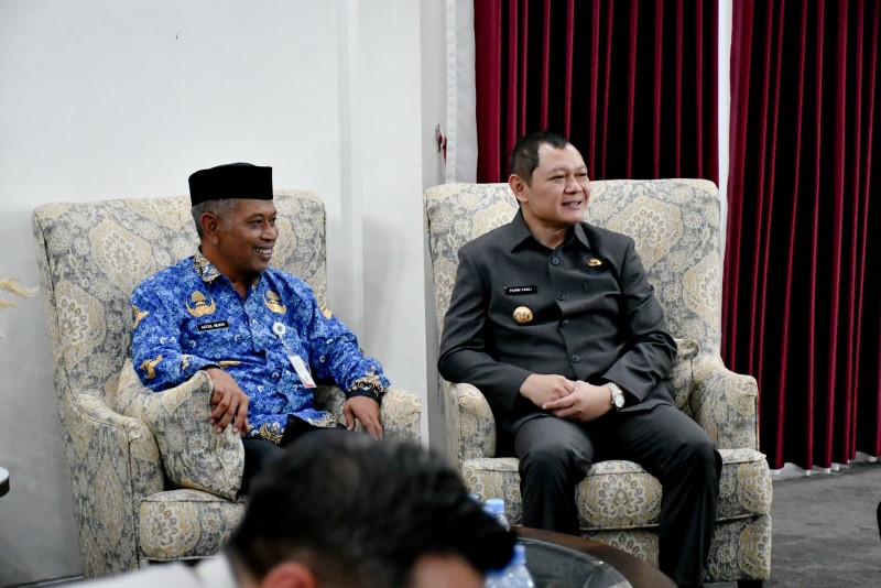 Bupati Terima Audiensi Dari PT PLN (Persero)