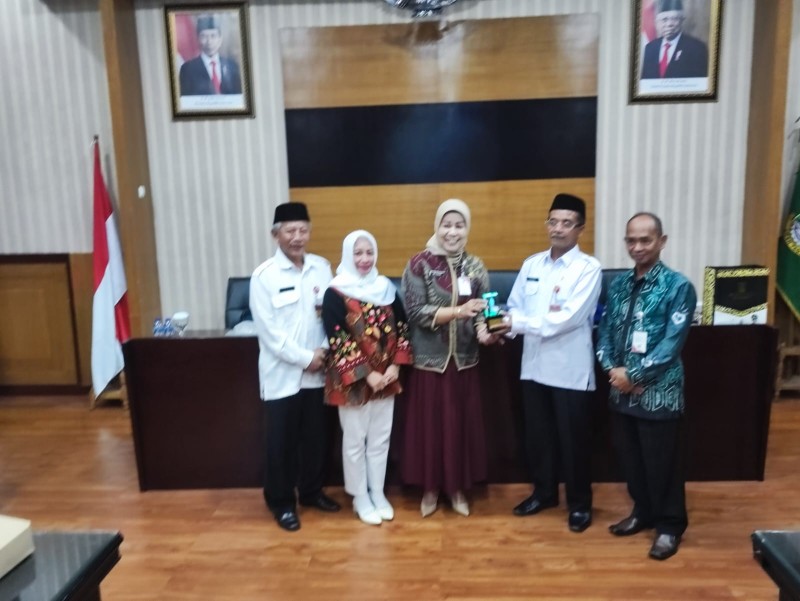 Staf Ahli Bupati Studi Capacity Building ke Banten
