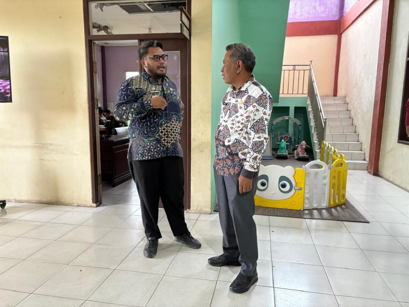 Sekda Mendadak Kunjungi Kantor Kecamatan dan Kelurahan Kuaro 