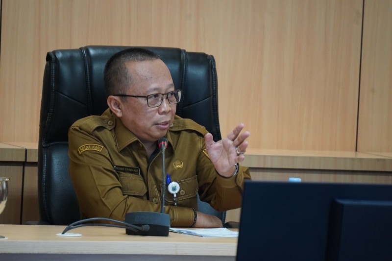 Asisten Pemkes Lepas Atlit Paser Untuk  Fornas VIII,  dan  Kontingen Paser Yang Ikut Jambore Pemuda