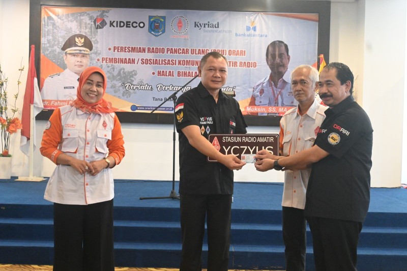 Bupati Fahmi satu satunya Bupati yang Menjadi Anggota Kehormatan ORARI di Kalimantan Timur 