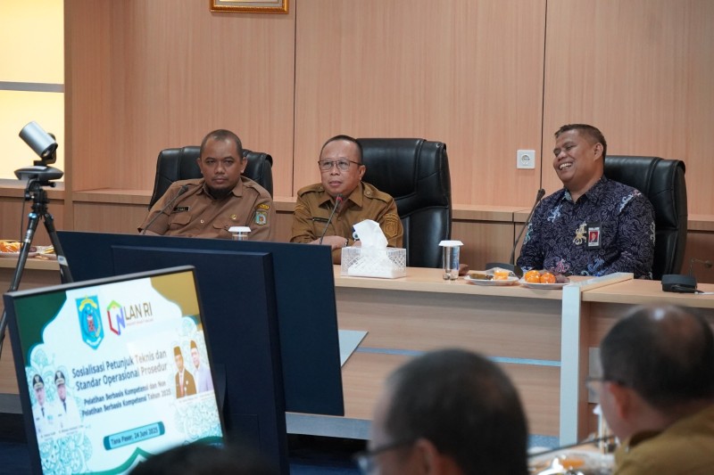 Asisten Pemkes Buka Sosialisasi Petunjuk Teknis dan SOP PBK dan Non PBK