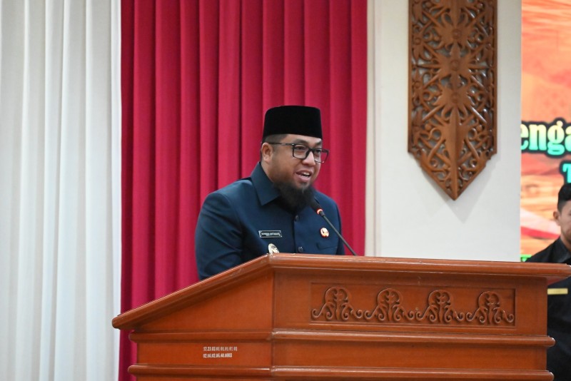 Wabup Beri Tanggapan Atas Pemandangan Umum 4 Fraksi