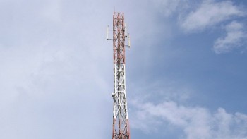 Pemkab dan Telkomsel akan Benahi Jaringan BTS di Muara Telake